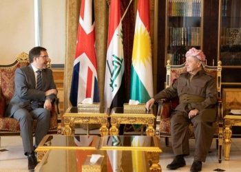 سه‌رۆك بارزانى و بالیۆزێ بریتانیا ل عیراقێ ره‌وشا سیاسییا عیراقێ گوتوبێژكر