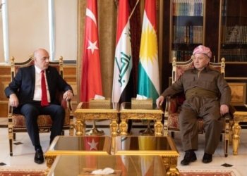 سه‌رۆك بارزانى و بالیۆزێ توركیا ل عیراقێ كۆمبوون