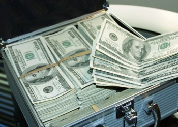 په‌رله‌مانتاره‌كا عیراقێ : وه‌زیرێ نه‌فتێ ب 820 ملیار دۆلاران زیان ب ئابوورێ عیراقێ گه‌هاندییه‌