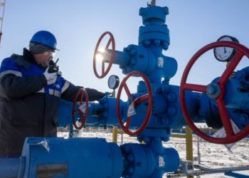 ئێكه‌تییا ئورۆپا هنارتنا نه‌فتا رووسیا دێ ب تمامى راگریت