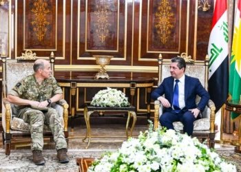 سەرۆکێ حکومەتێ ل ‌گه‌ل جێگرێ فەرماندێ گشتی یێ هێزێن هه‌ڤپەیمانان ل عێراق و سووریێ كۆمبوو