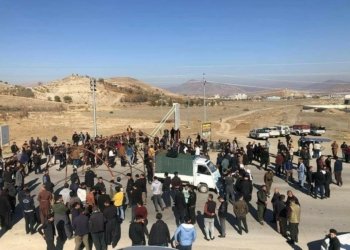 ژبه‌ر گرانیا گازێ خۆپیشاندانا ده‌ستپێكر