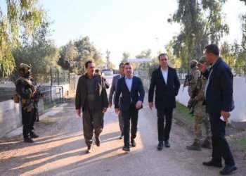 نوینەرێ سەرۆکێ حکومەتا هەرێما کوردستانێ ل ڕیوڕەسمێن ڤەشارتنا تەرمێ ئاکام عومەر ئامادەبوو