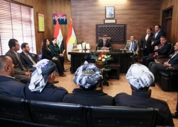 پارێزگارێ دهۆكێ دگه‌ل موختارێن گوندێن ناوچه‌دارییا دینارته‌ كۆمبوو