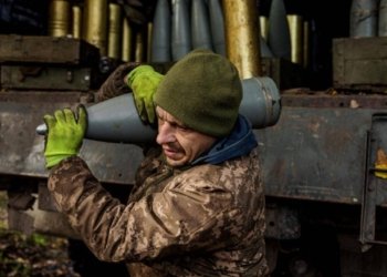 ئۆكرانییا داخوازا 250 هزار گوللـه‌ تۆپان ژ ئێكه‌تییا ئورۆپا دكه‌ت