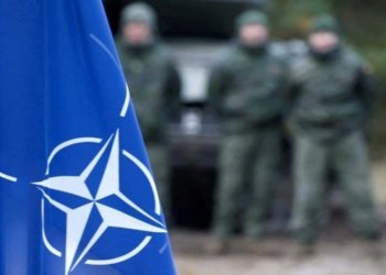 ب ره‌نگه‌كێ فه‌رمی فینله‌ندا بوو ئه‌نداما ناتۆیێ