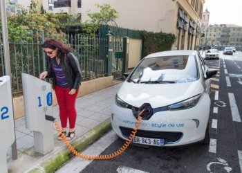 بزانه‌ چه‌ند یه‌كه‌یێن چارچكرنا ترۆمبێلێن كاره‌بێ ل چینێ هه‌نه‌