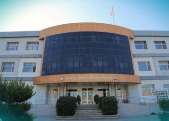 ئەڤرۆ دەست ب دابەشكرنا پارێ‌ وانه‌بێژان هاتەكرن