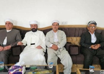 ئێکەتییا زانایێن موسلمانان سەرەدانا سەماحەتا بابه‌ شێخێ ئێزدییان کر