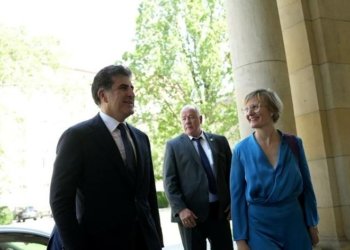 سه‌رۆكێ هه‌رێما كوردستانێ و سكرتێرا ده‌وله‌تێ ل وه‌زاره‌تا ئابوورییا ئه‌لمانیا ره‌وشا هشكه‌سالییێ ل عیراقێ گوتوبێژكر