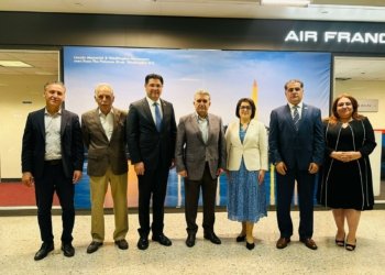 رێبەر ئەحمەد دێ دگەل چەند بەرپرسێن ئەمریكا كۆمبیت