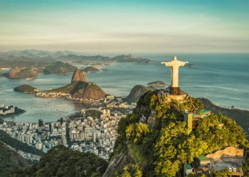 ب وێبە: پشتی سێ سالێن چاڤەڕێکرنێ وێنەگرەک شیا وێنەیێ وی دڤیای بگریت