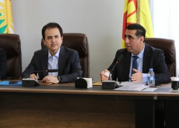 د. پشتیوان سادق دگه‌ل وه‌رزشڤانێن پارێزگه‌ها دهۆكێ كۆمبوو