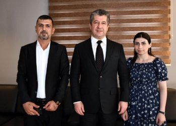 مەسرور بارزانی یەکەیەکا ئاکنجیبوونێ پێشکێشی دەخیل و سامیایێ کر