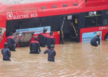 ژ ئەگەرێ بارانبارینێن بهێز 33 كەسان گیانێ خۆ ژ دەستدا