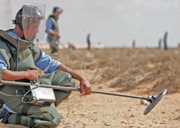 وەزارەتا ژینگەها عێراقێ: هێشتا پتر ژ دو هزار کیلۆمەترێن ئاخا عیراقێ د مینرێژ كرینه‌