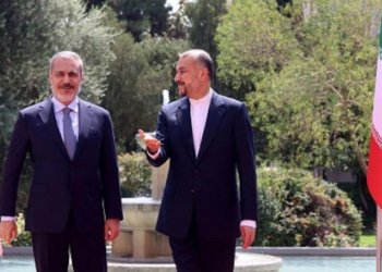 هاكان فیدان گه‌هشته‌ ته‌هرانێ