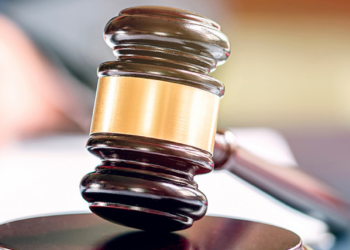 38 به‌رپرسێن عیراقێ دێ ب تومه‌تا گه‌نده‌لییێ ڕاده‌ستى دادگه‌هێ هێنه‌كرن