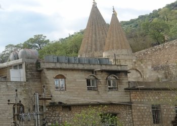 ده‌سته‌یا ڕه‌وشه‌نبیرى و جڤاتا بنگه‌هێ لالش ل دهۆكێ ئیدانه‌یا هێرشا ل سه‌ر هه‌ولێرێ كر
