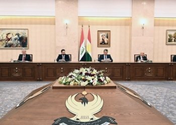 جڤاتا وەزیران: دڤێت حکومەتا عیراقێ بەرپرسیاره‌تییا خۆ بجهبینیت بۆ هنارتنا وان مووچه‌یێن گیروبووین