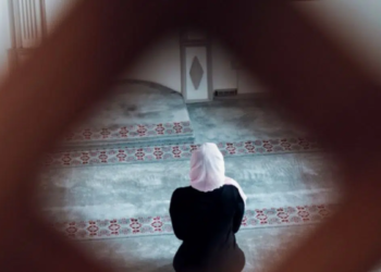 ژنه‌ك ل ده‌مێ ته‌راویحا گیانێ خوه‌ ژ ده‌ست دده‌ت