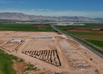 ل ئاکرێ مه‌زنترین عەلوە كو یا دووێیه‌ ل سەر ئاستێ عێراقێ و هه‌رێمێ دهێته‌ دروستكرن