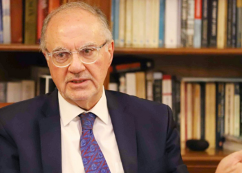 وەزیرێ به‌رێ یێ داراییا عێراقێ بۆ دەستەیا دەستپاکییێ دهێته‌ گازیكرن