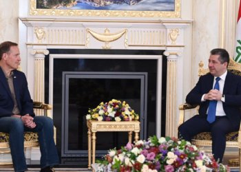 مەسرور بارزانی ل گه‌ل شانده‌كێ جڤاتا پیرێن ئه‌مريكا كۆمبوو