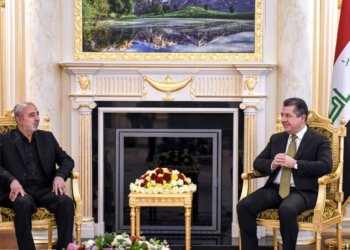 مه‌سرور بارزانى پێشوازى ل سه‌رۆكێ لژنه‌یا شه‌هید و قوربانییان و زیندانییێن سیاسى ل په‌رله‌مانێ عیراقێ كر