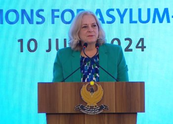 ئەلینا ڕۆمانۆوسکی: پێدڤییە ئاوارە و پەنابەر ب حەزا خۆ ڤەگەڕن