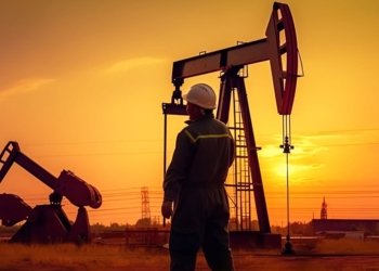 بهایێ نه‌فتێ 5% بلند بوو