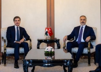 نێچيرڤان بارزانى ل گەل وه‌زيرێ دەرڤەیێ توركيا كۆمبوو