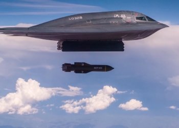 ئه‌مریكا ب فرۆكه‌یا B-2 پێنج كۆگه‌هێن چه‌كێ حووسییان ل یه‌مه‌نێ بۆردوومانكرن