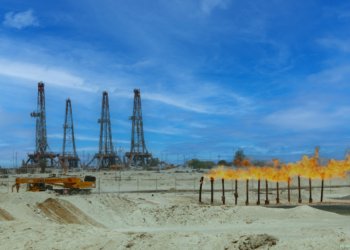 پەرلەمانتارەكێ عیراقێ: وەزارەتا پەتڕۆلێ پرۆژەیەك دایە كۆمپانییەكا ئیسرائیلی