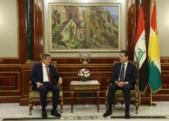 نێچیرڤان بارزانی دگەل ئەحمەد داود ئۆگلوی كۆمبوو