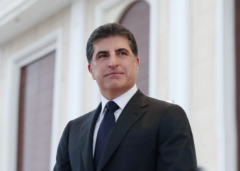 نێچیرڤان بارزانی: دێ هەموو بزاڤان بۆ دابینكرنا ژیانەكا ژ هەژی بۆ مامۆستایان كەین