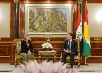 نێچیرڤان بارزانی ل گەل سیناتۆرەكا ئەمریکی کۆمبوو