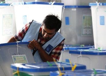 ل دەمژمێر 12ی نیڤرۆ پشككێشانا ناڤێن كارمەندێن بنگەهێن دەنگدانێ دێ هێتە كرن