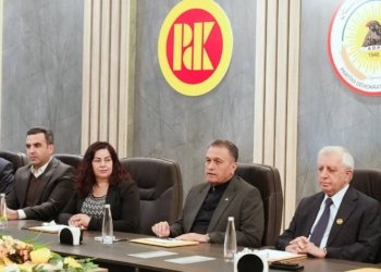 بەرپرسێ مەكتەبا ڕێكخستنا پارێزگەها دهۆكێ دگەل پەرلەمانتارێن پارتی ل پەرلەمانێ عیراقێ كۆمبوو