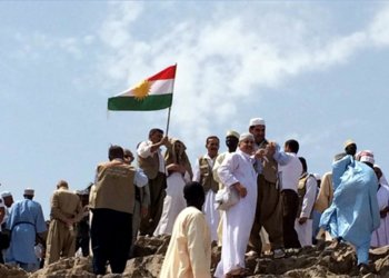 عومرەکارەکێ کورد ل باژێرێ مەدینێ وەغەر کر