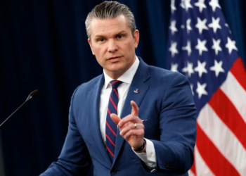 وەزیرێ شەری یێ ئەمریکا: ب 50 هزار سەربازان دێ هێرشەکا بەرفرەھ بۆ سەر ئیرانێ دەستپێکەین