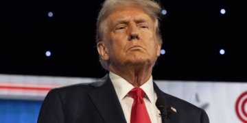 ترەمپ: مە دانوستاندنێن گەلەك بەرهەمدار دگەل ئیرانێ كرینە، دێ دووژمنایەتییا خۆ ب دووماهی ئینین