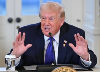 دۆنالد ترەمپ: ئەگەر پێدڤی بكەت دێ هەموو چەكێ خۆ یێ پێشكەڤتی دژی ئیرانێ بكارئینین