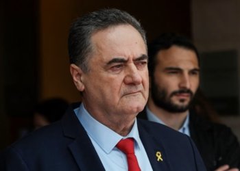 وەزیرێ بەرگریيا ئیسرائیلێ: ئەم خۆ ژ لوبنانێ ڤەناکێشین