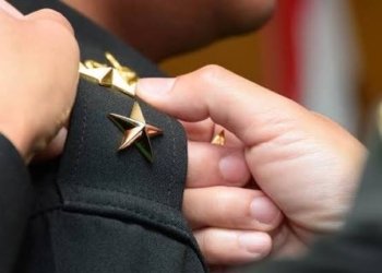 پله‌یا 136 ئه‌فسه‌ران دێ هێته‌ بلندكرن