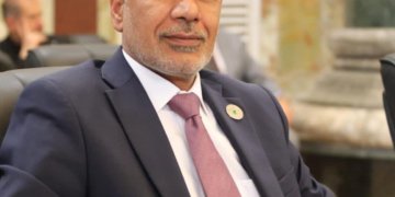 وەزیرەكێ توند و هشك